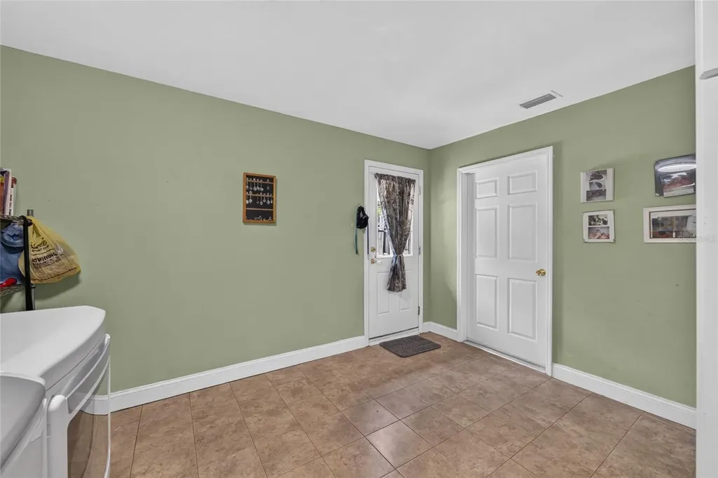 26714 NW 3rd Place Newberry FL 32669