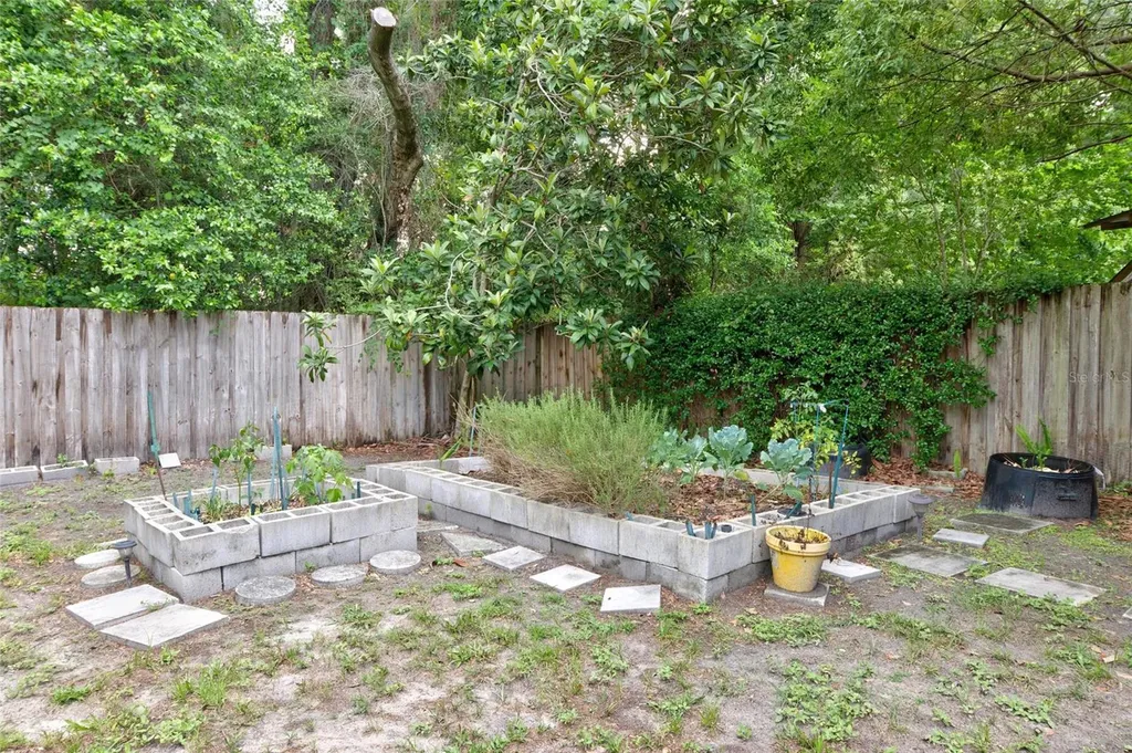 26714 NW 3rd Place Newberry FL 32669