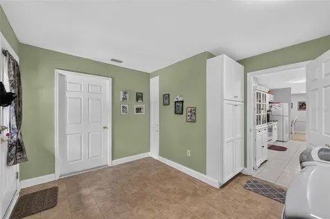 26714 NW 3rd Place Newberry FL 32669