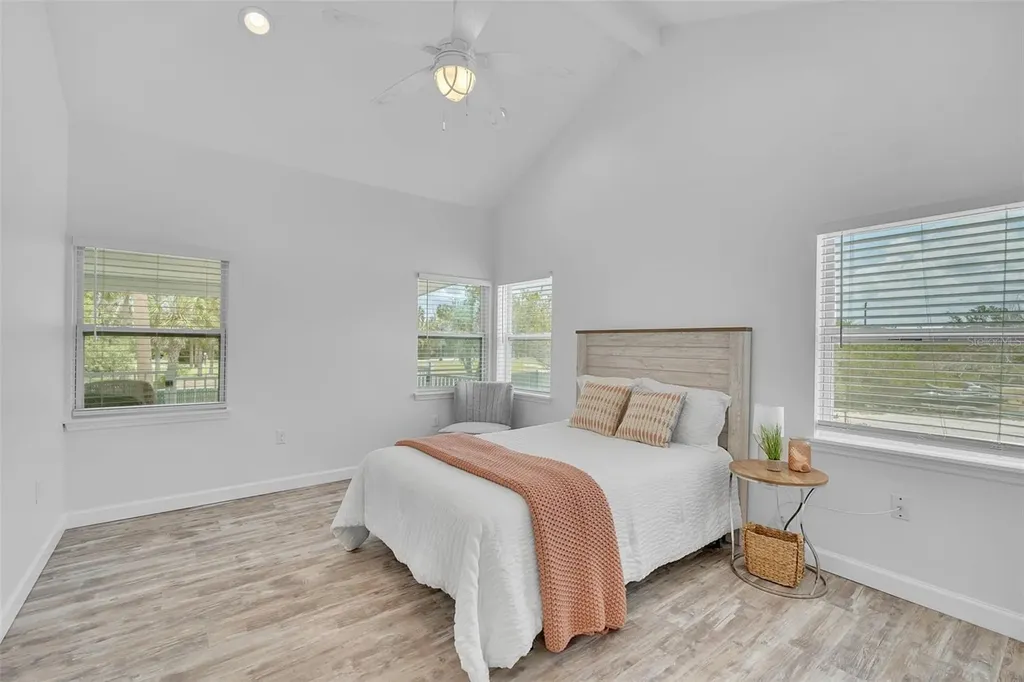 1057 Bayshore Drive Terra Ceia FL 34250