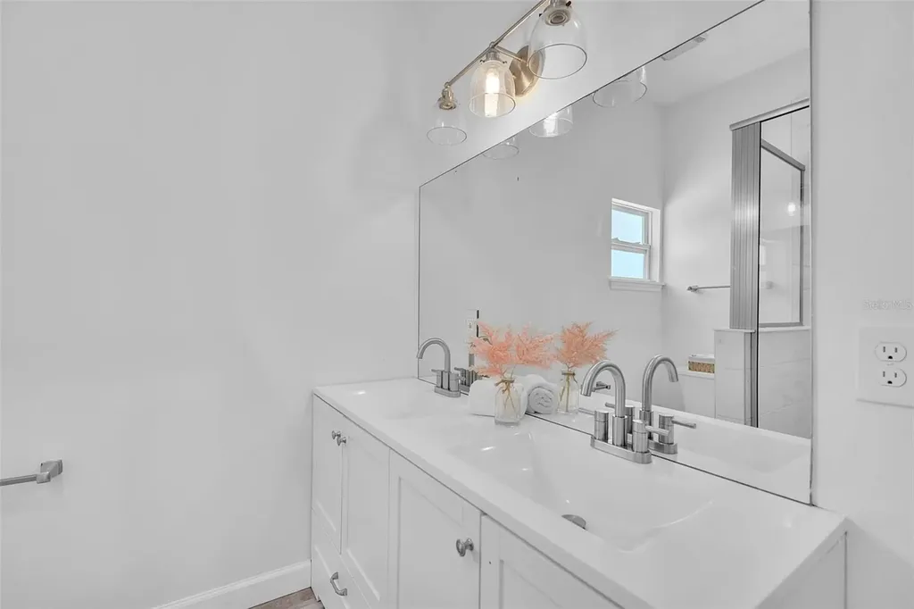 1057 Bayshore Drive Terra Ceia FL 34250