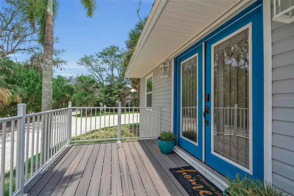 1057 Bayshore Drive Terra Ceia FL 34250