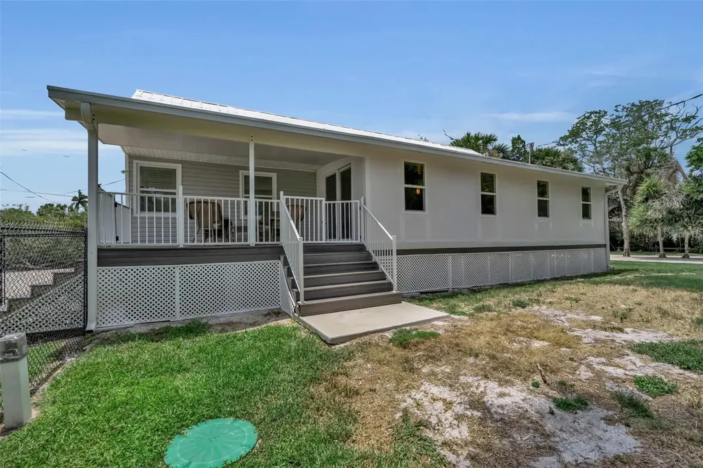 1057 Bayshore Drive Terra Ceia FL 34250