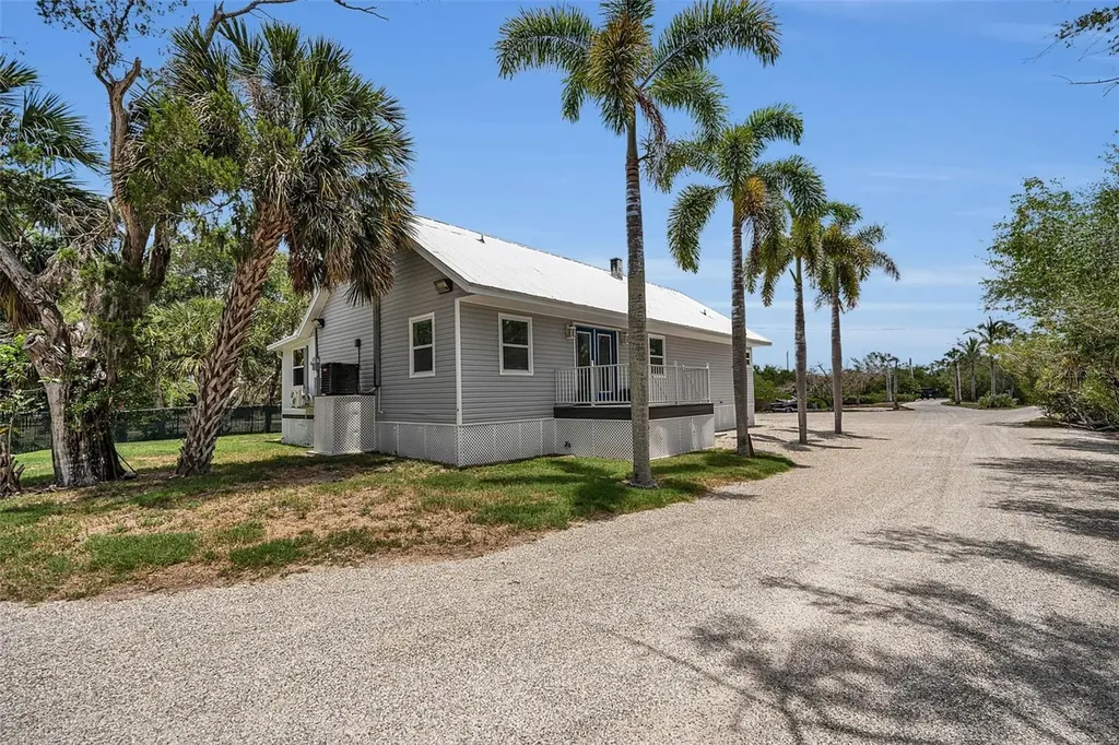 1057 Bayshore Drive Terra Ceia FL 34250