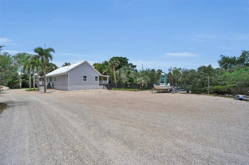 1057 Bayshore Drive Terra Ceia FL 34250