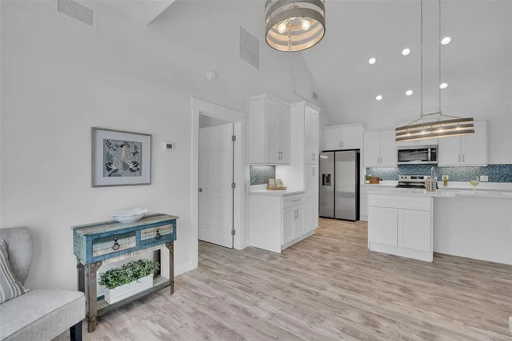 1057 Bayshore Drive Terra Ceia FL 34250