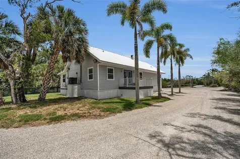 1057 Bayshore Drive Terra Ceia FL 34250