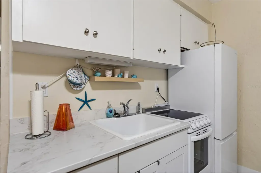 908 Villas Drive Venice FL 34285