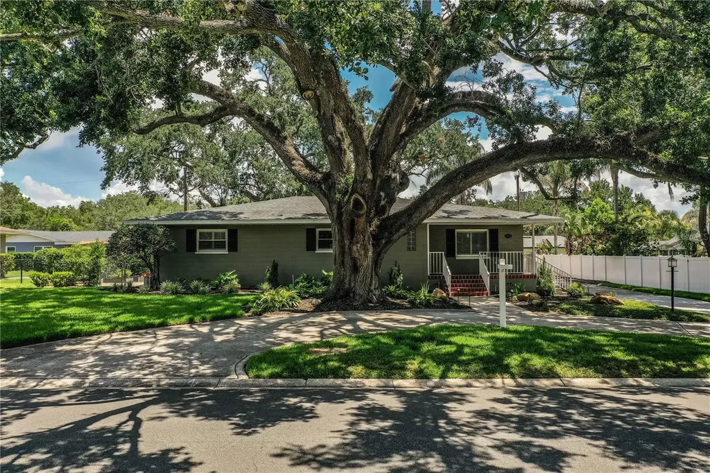 1522 Del Crest Place Lakeland FL 33803
