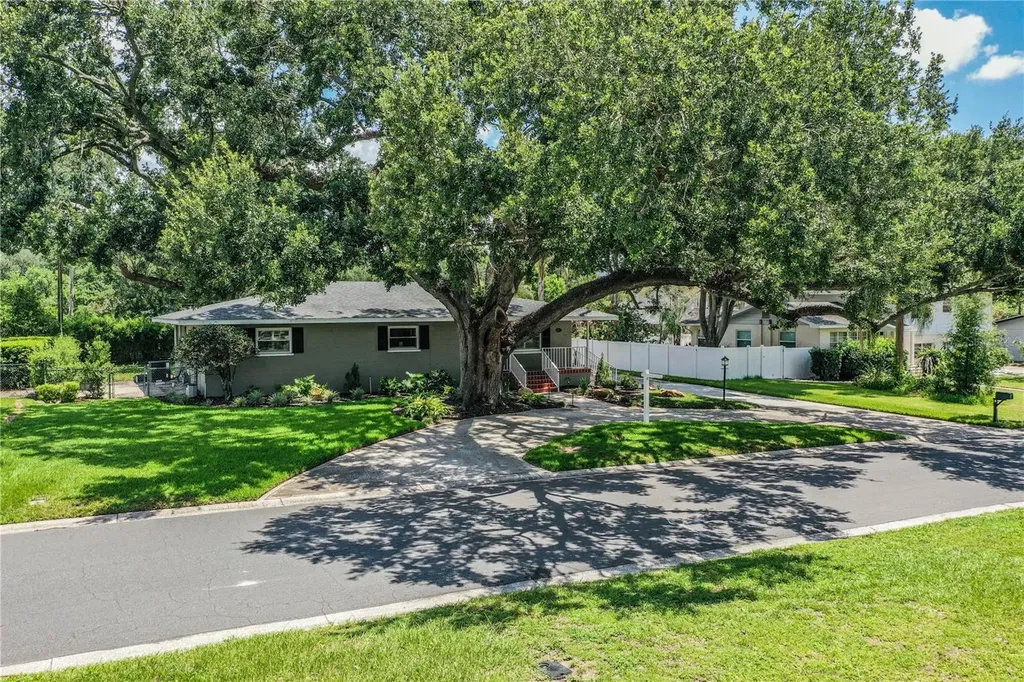 1522 Del Crest Place Lakeland FL 33803