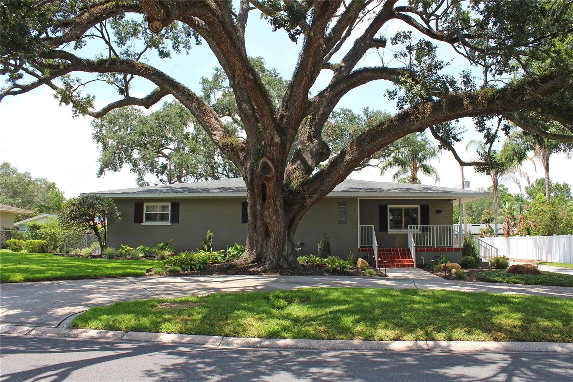 1522 Del Crest Place Lakeland FL 33803