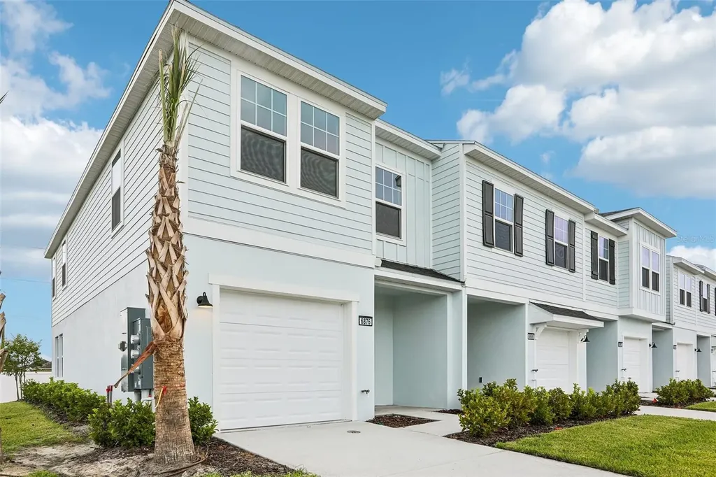 6876 Holcombe Down Drive Zephyrhills FL 33541