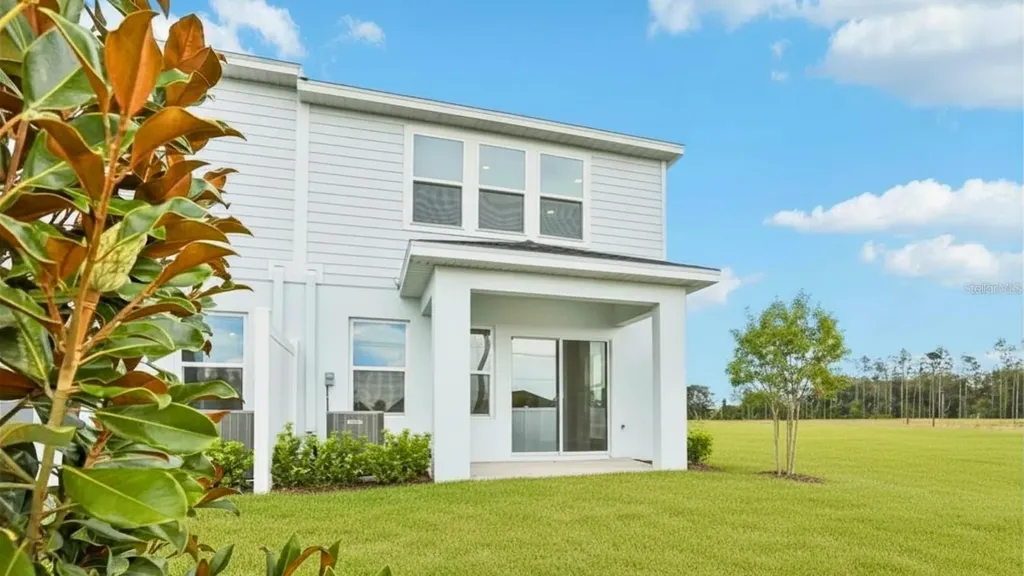 6876 Holcombe Down Drive Zephyrhills FL 33541