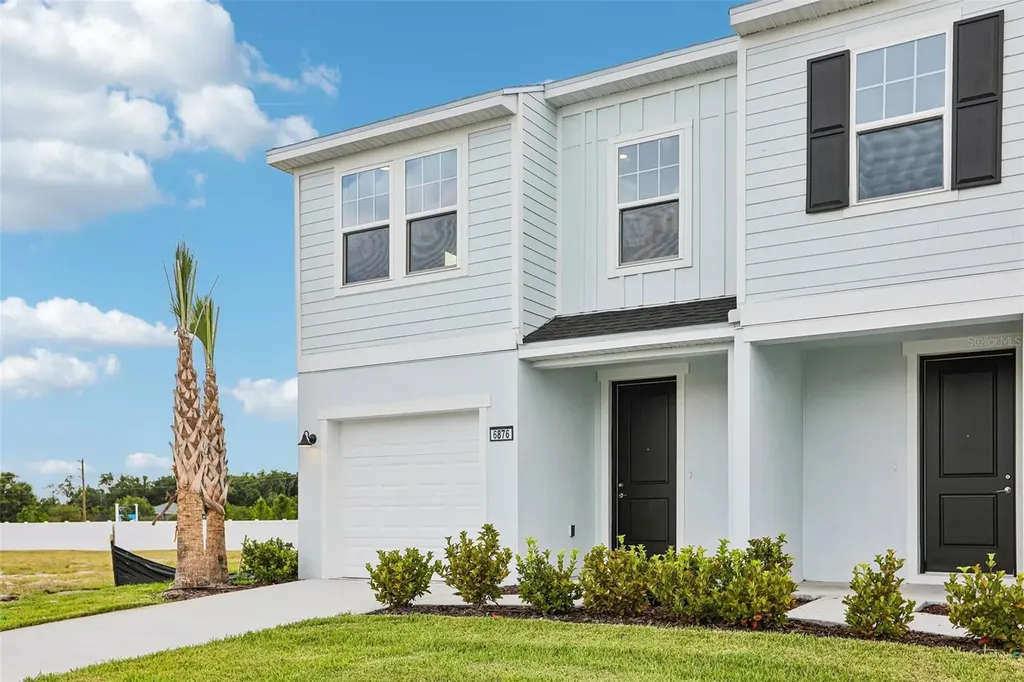 6876 Holcombe Down Drive Zephyrhills FL 33541
