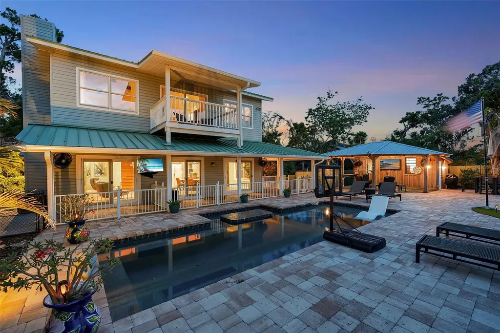 70 Mound Place Terra Ceia FL 34250