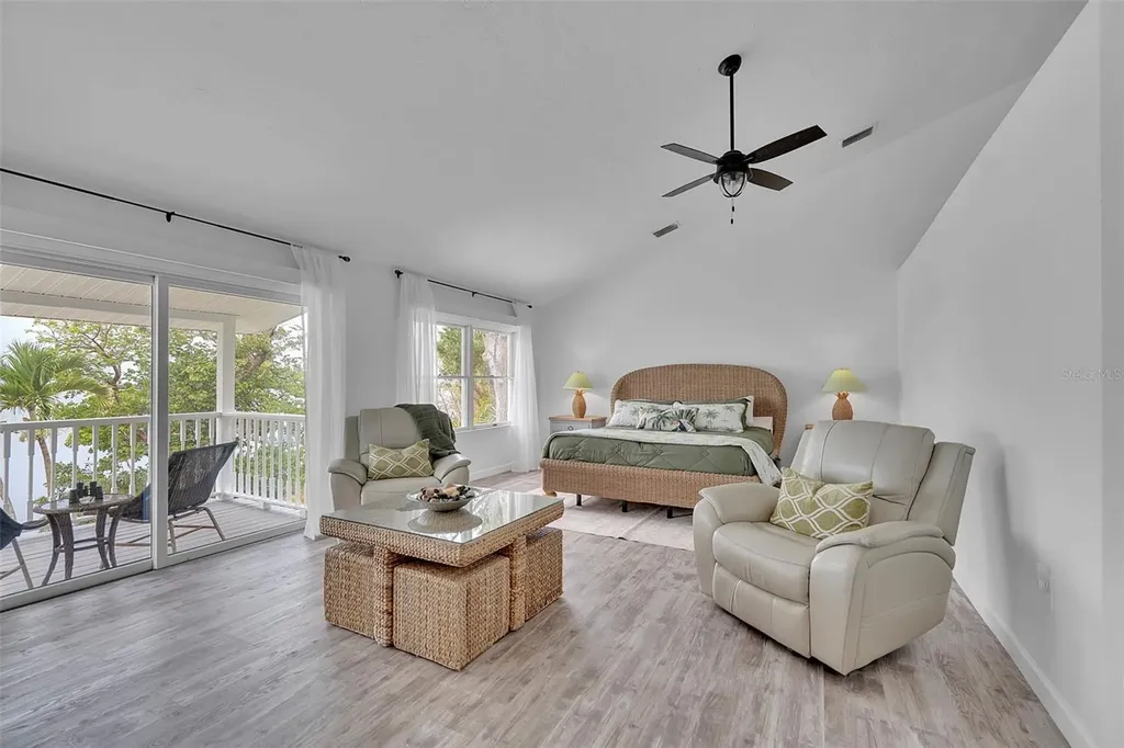 70 Mound Place Terra Ceia FL 34250