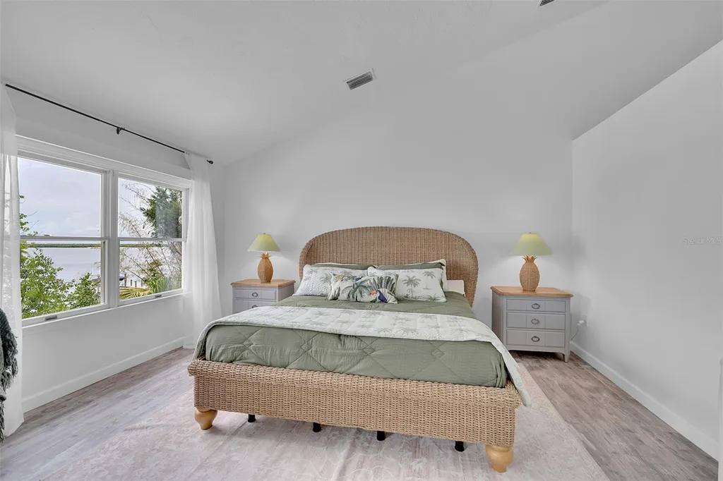 70 Mound Place Terra Ceia FL 34250