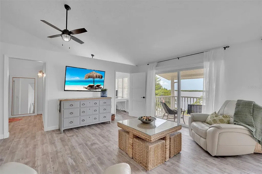 70 Mound Place Terra Ceia FL 34250