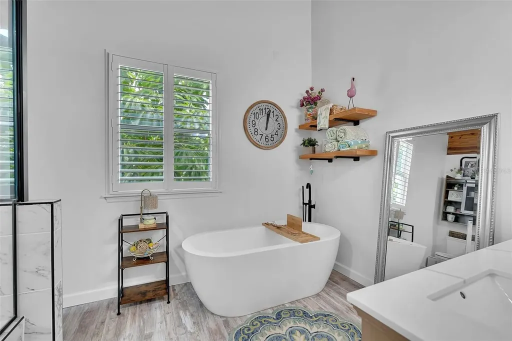 70 Mound Place Terra Ceia FL 34250