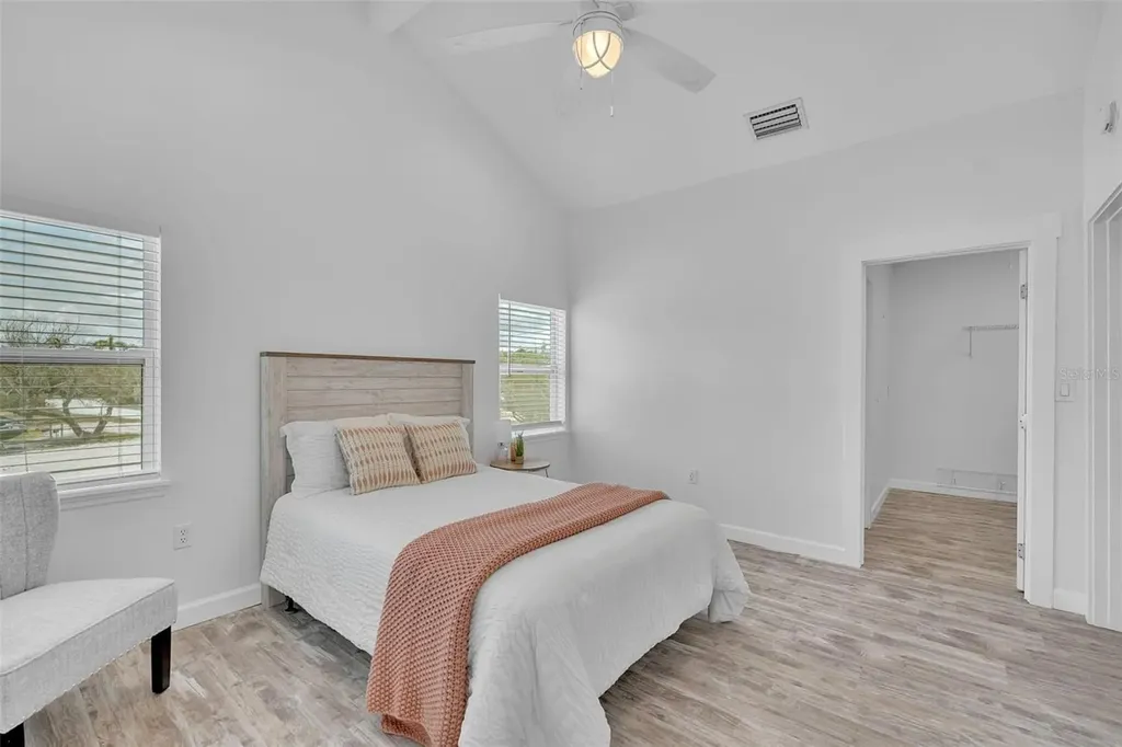 70 Mound Place Terra Ceia FL 34250