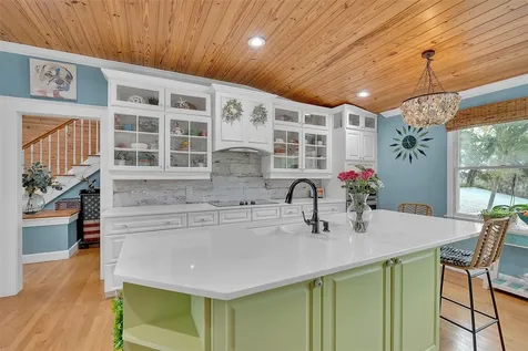 70 Mound Place Terra Ceia FL 34250