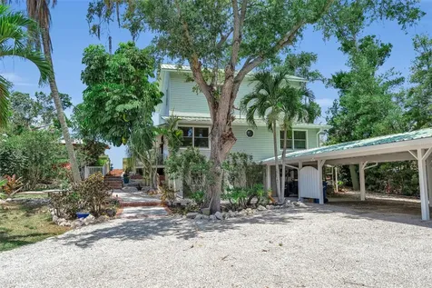 70 Mound Place Terra Ceia FL 34250