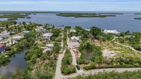 70 Mound Place Terra Ceia FL 34250