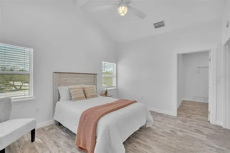 70 Mound Place Terra Ceia FL 34250