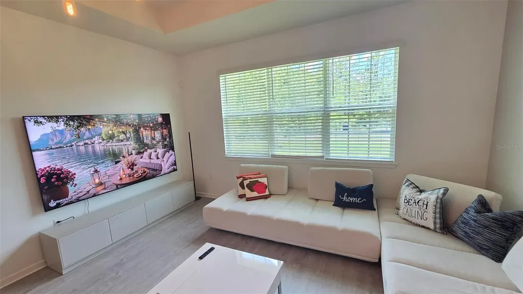 6114 Arbor Watch Loop Orlando FL 32829