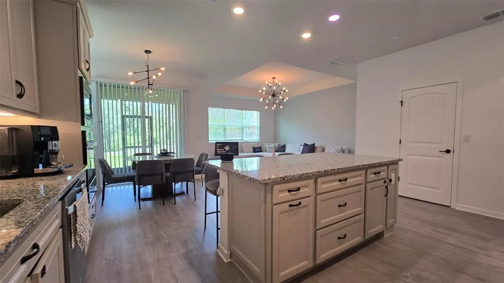 6114 Arbor Watch Loop Orlando FL 32829