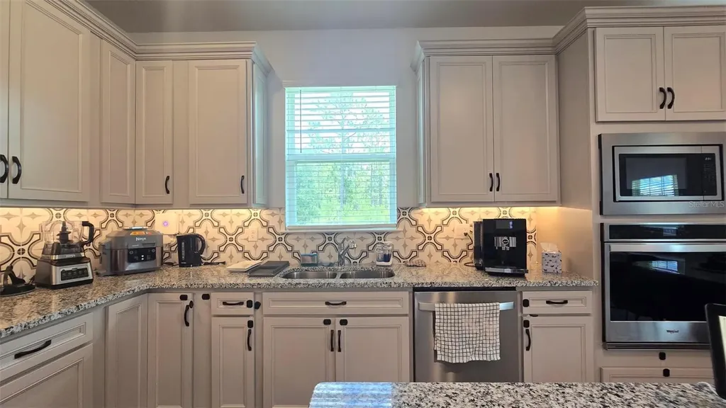 6114 Arbor Watch Loop Orlando FL 32829