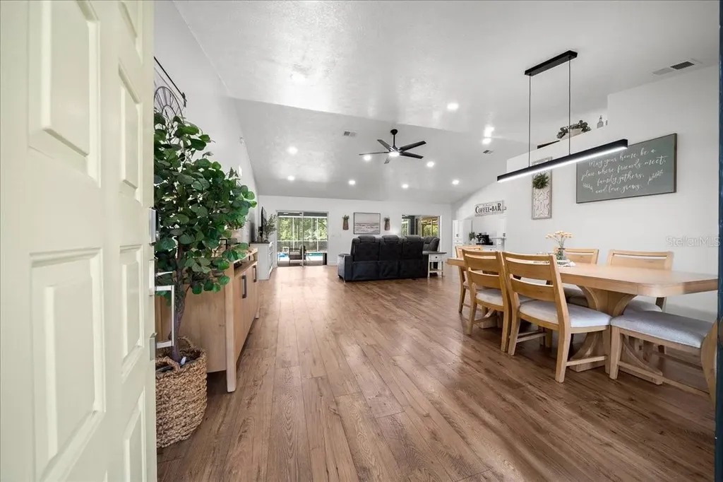 1694 W Pearson Street Hernando FL 34442