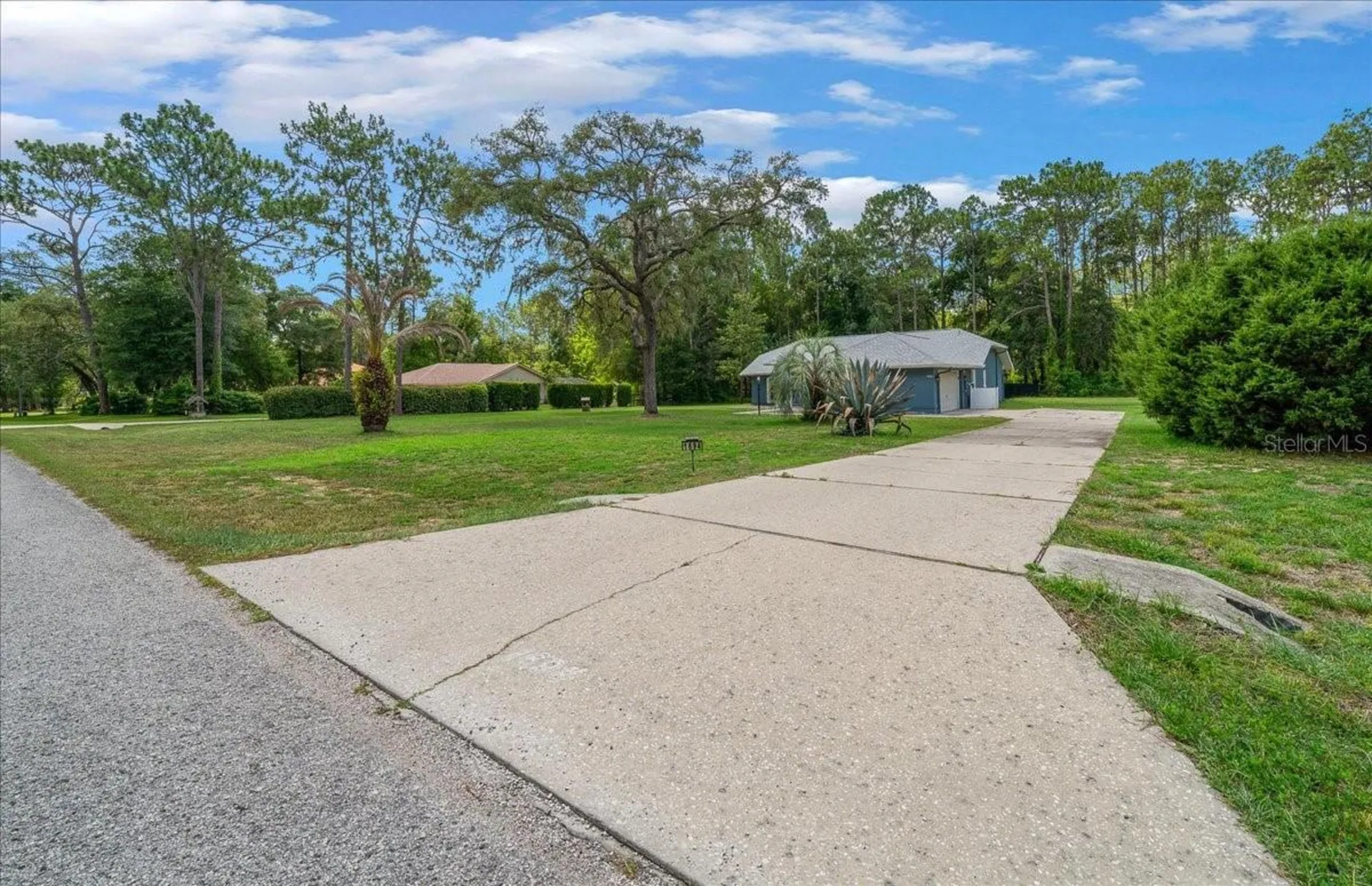 1694 W Pearson Street Hernando FL 34442