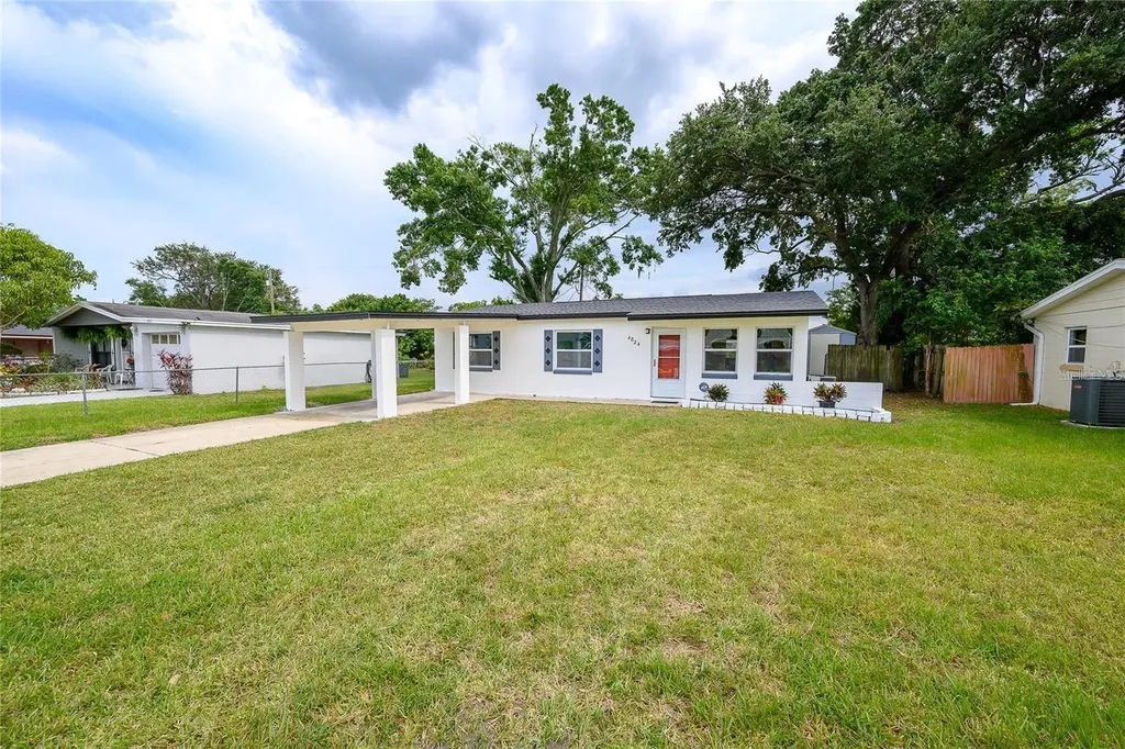 4824 Shoshone Street Orlando FL 32819