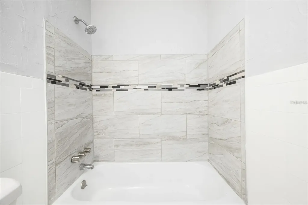 4824 Shoshone Street Orlando FL 32819