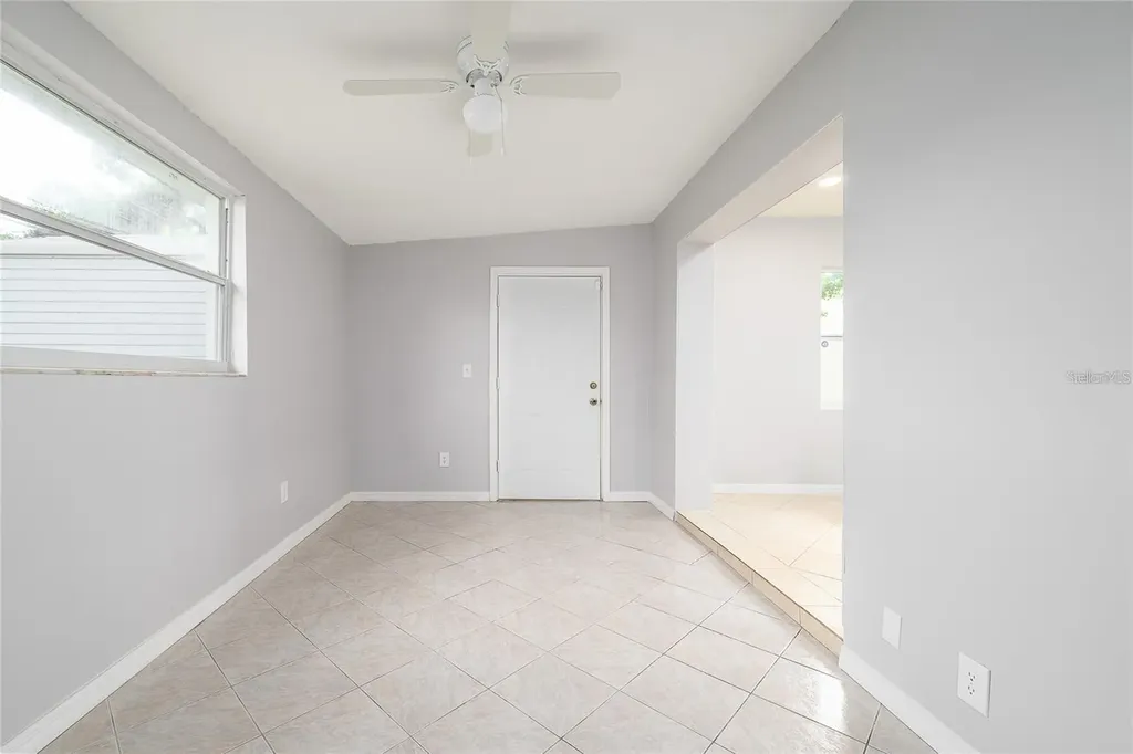 4824 Shoshone Street Orlando FL 32819