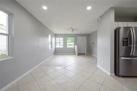 4824 Shoshone Street Orlando FL 32819