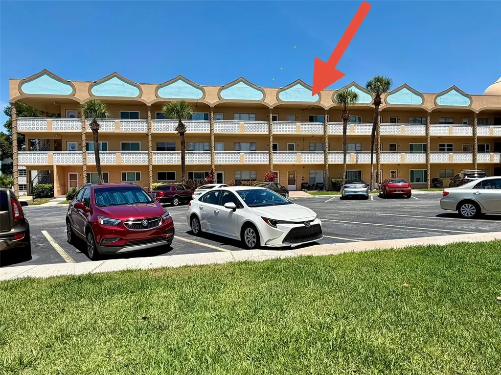 2466 Ecuadorian Way Clearwater FL 33763