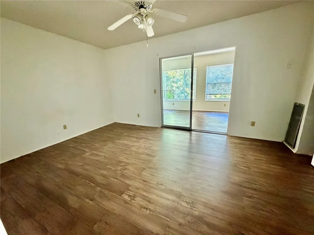 2466 Ecuadorian Way Clearwater FL 33763