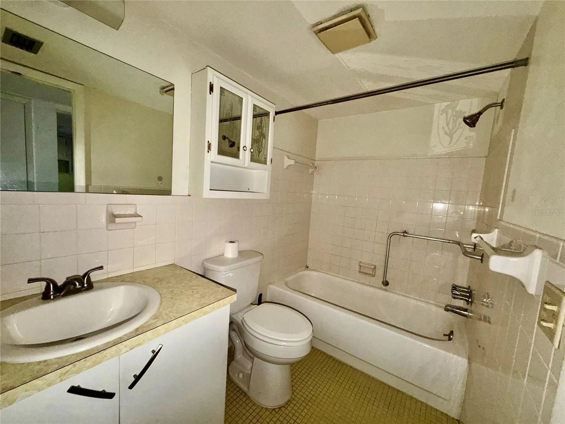 2466 Ecuadorian Way Clearwater FL 33763