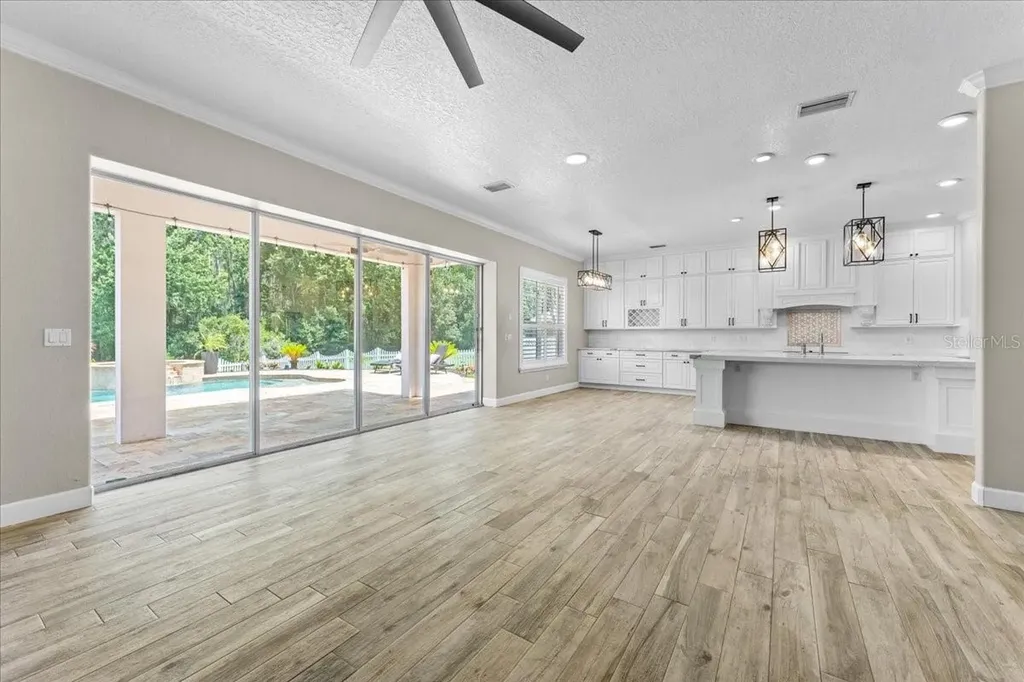 27335 Roseling Court Wesley Chapel FL 33544