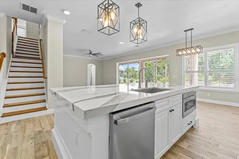 27335 Roseling Court Wesley Chapel FL 33544