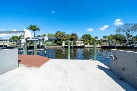 1433 SE 28th Terrace Cape Coral FL 33904
