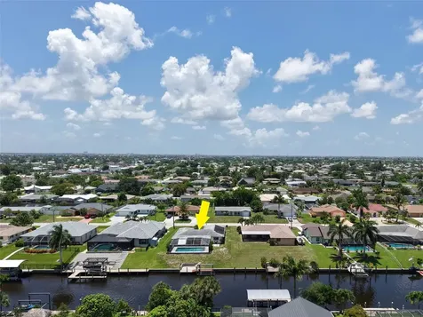 1433 SE 28th Terrace Cape Coral FL 33904