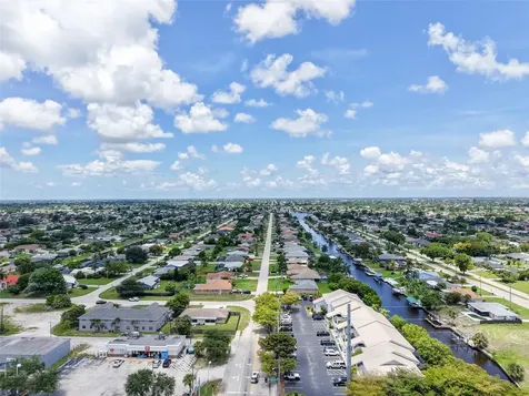 1433 SE 28th Terrace Cape Coral FL 33904