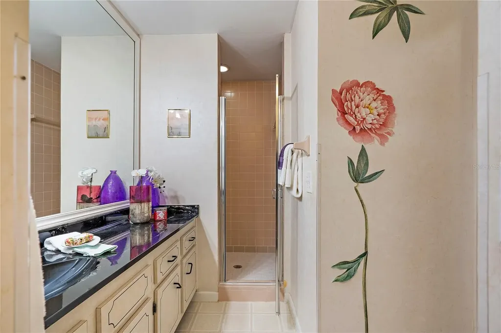 504 Cordova Green Seminole FL 33777