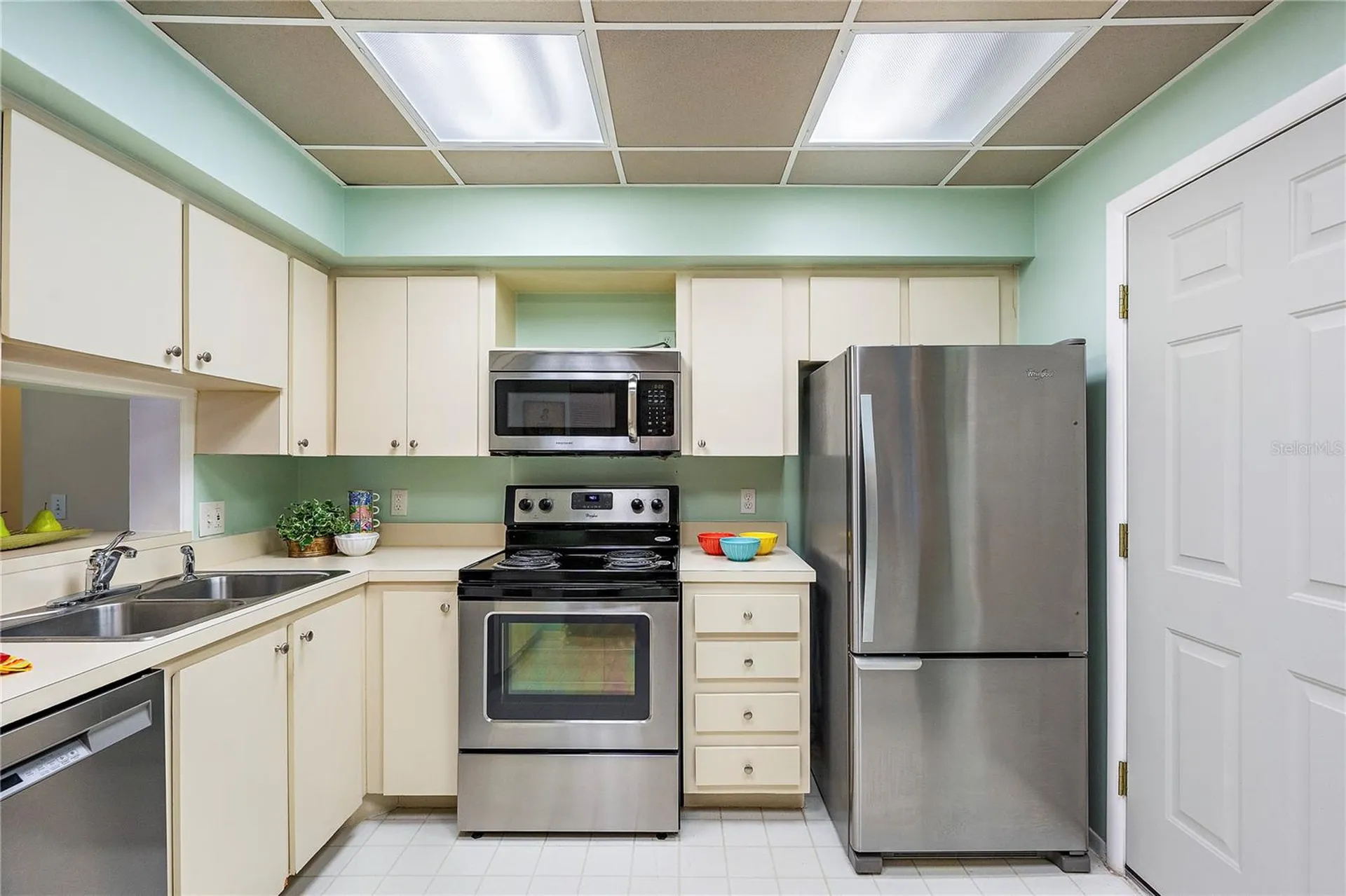 504 Cordova Green Seminole FL 33777