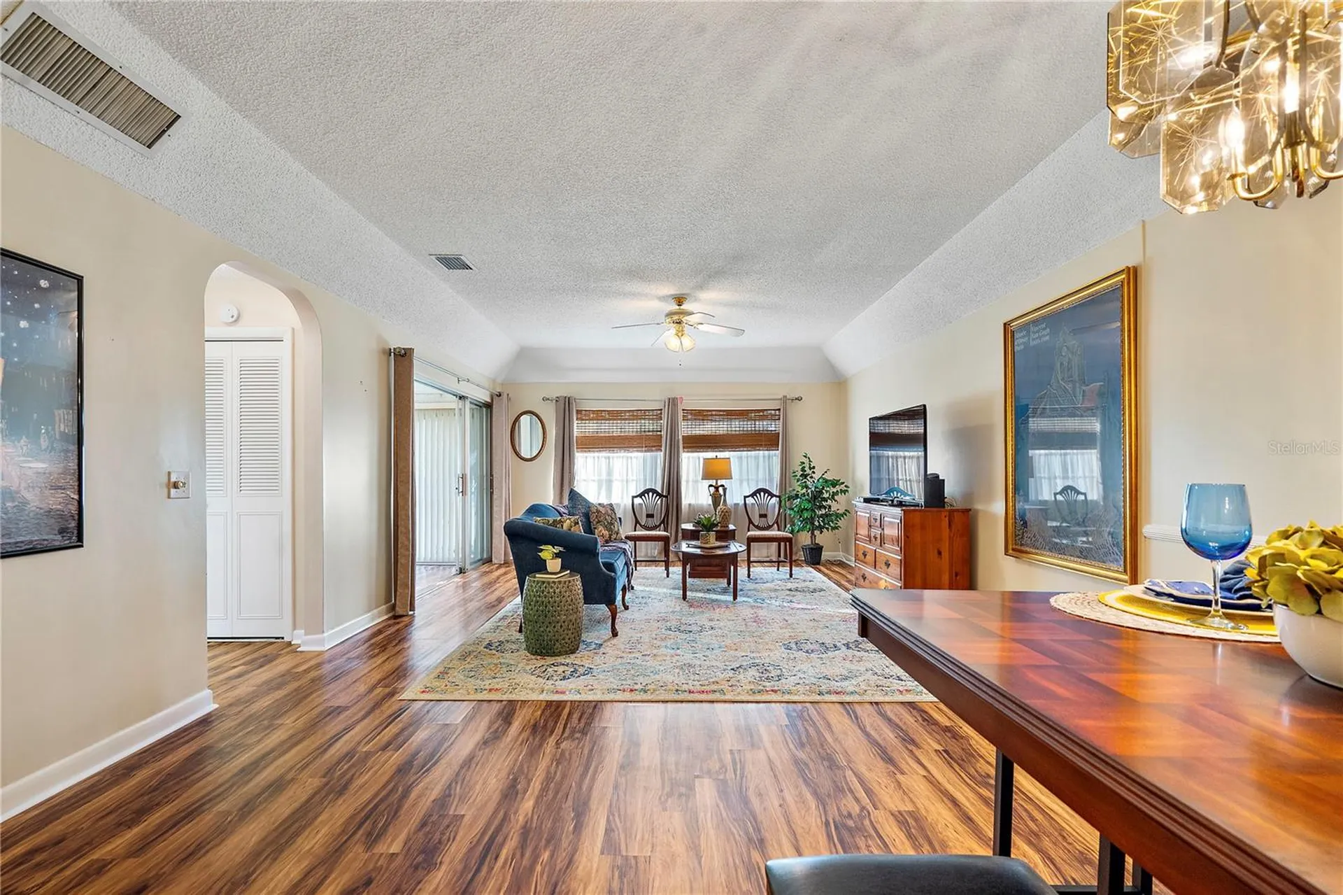 504 Cordova Green Seminole FL 33777