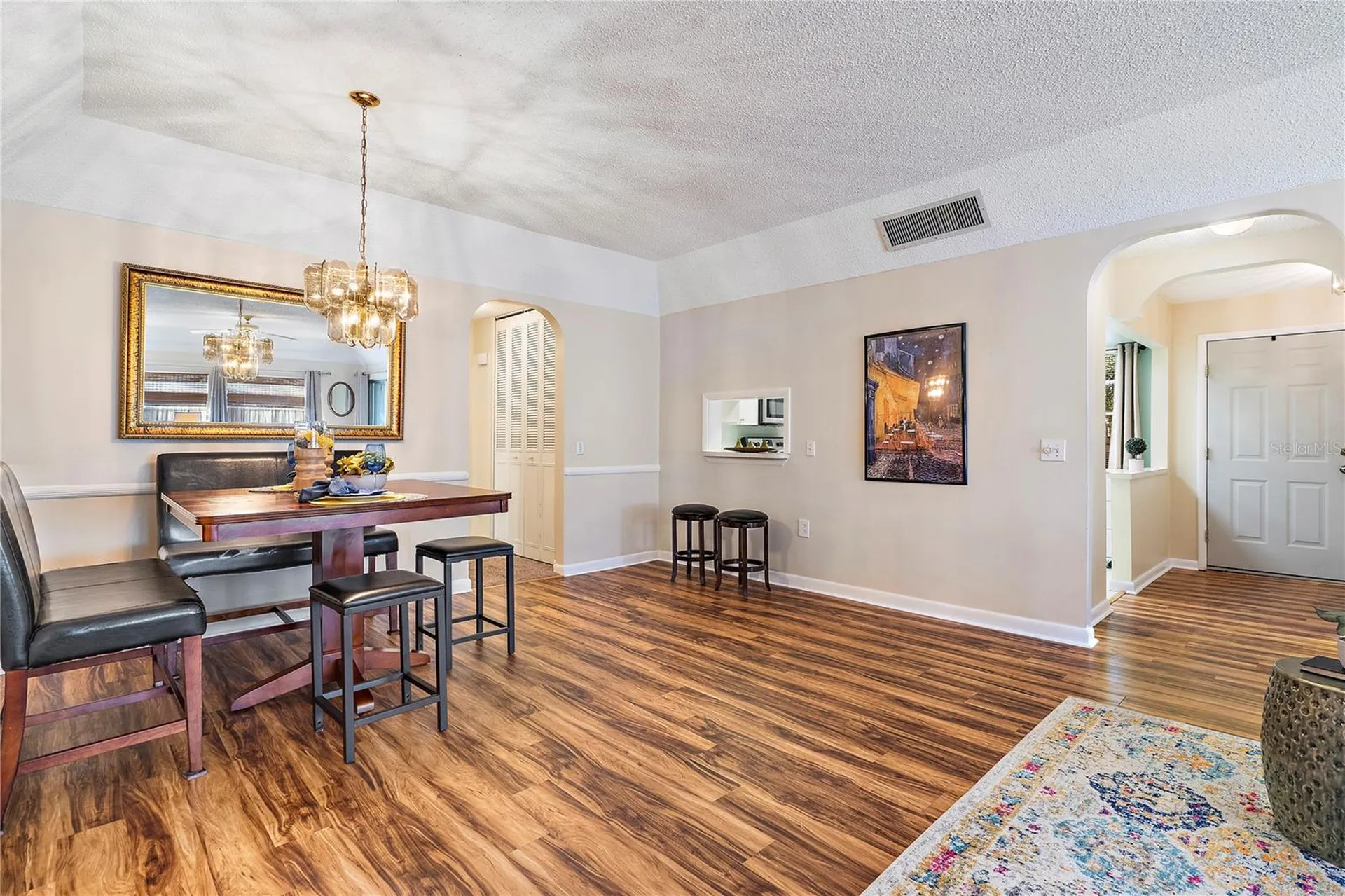 504 Cordova Green Seminole FL 33777