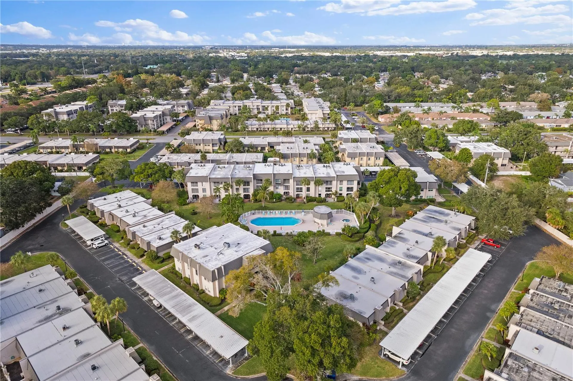 504 Cordova Green Seminole FL 33777